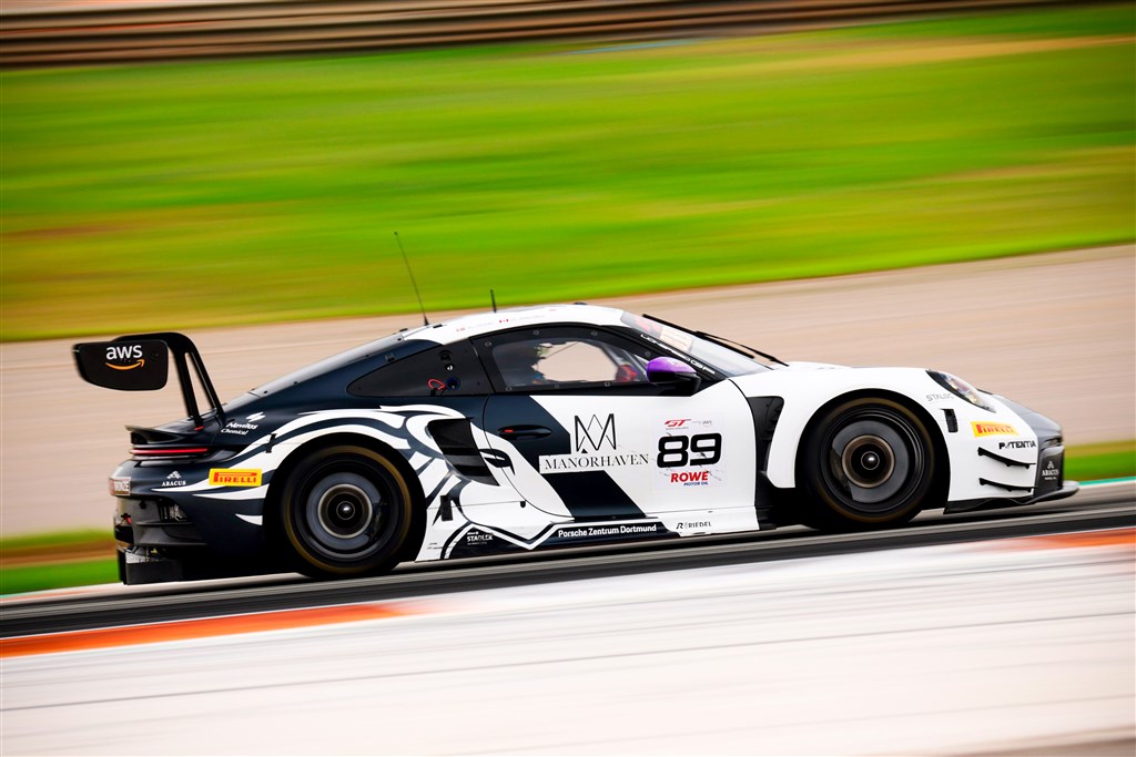 Bastian Buus på dobbeltpodie i Valencia. 
(Foto: SRO Motorsports Group)